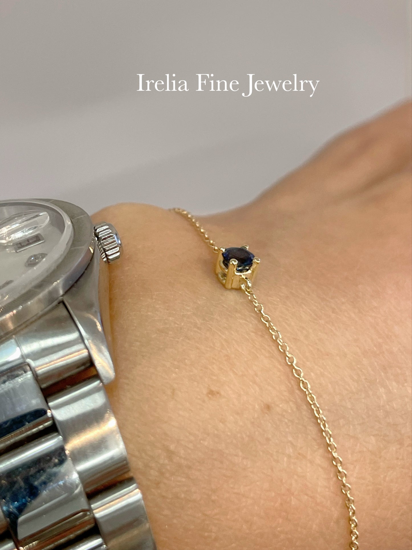 14k Yellow Gold Natural Blue Sapphire with 4 mm Gemstone - Solitaire Bracelet