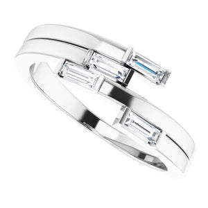 Beautiful 14k White Gold Geometric Ring , this ring has 4 diamond with a total 1/4 carat in Baguette Diamonds measuring 3.75 x 1.50 mm 