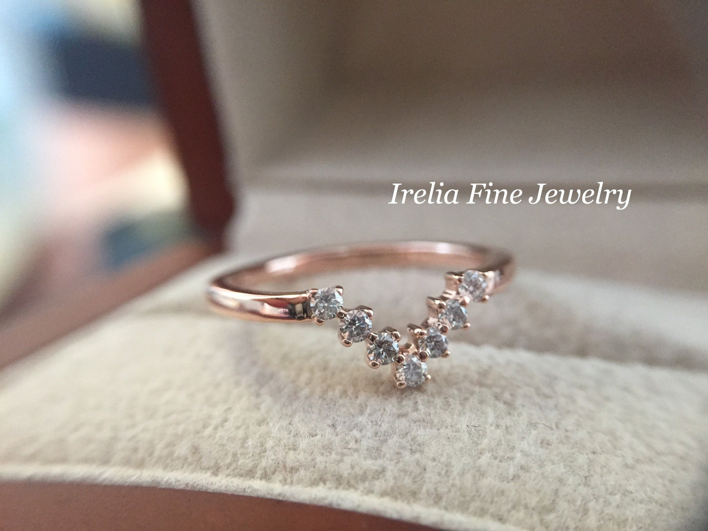 Custom Jewelry Sample : 14K Rose Gold V Contour Wedding Band