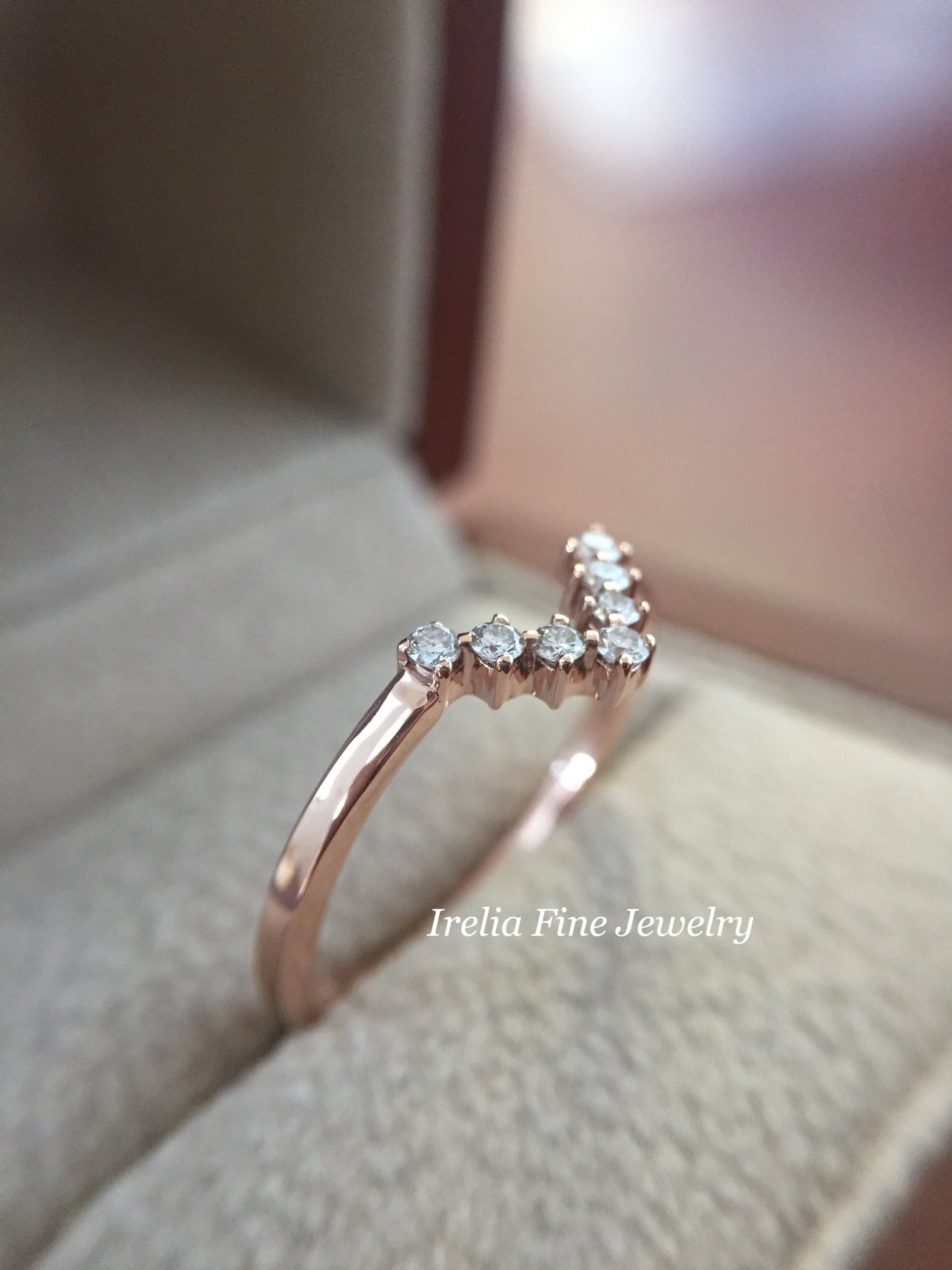 Custom Jewelry Sample : 14K Rose Gold V Contour Wedding Band