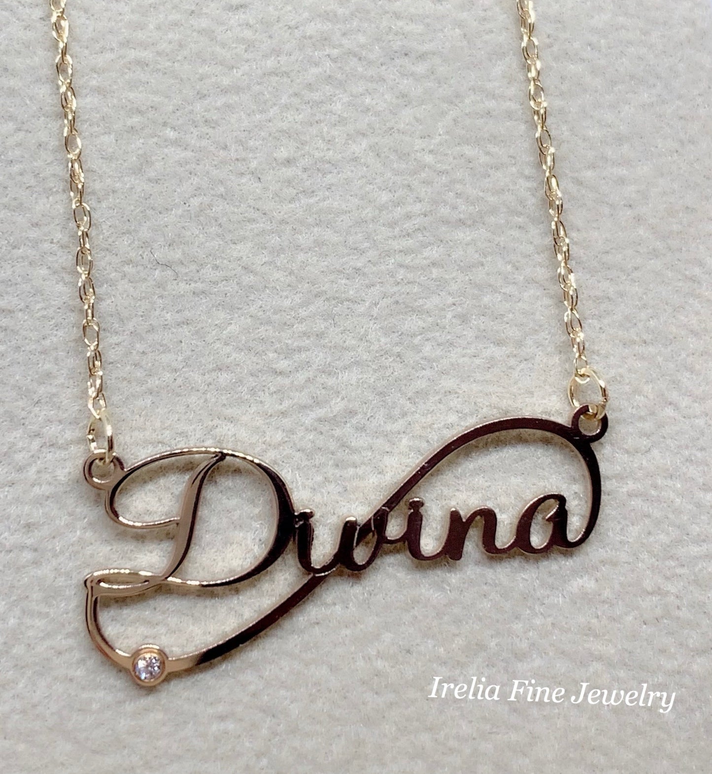 14k Yellow Gold Script Nameplate Necklace