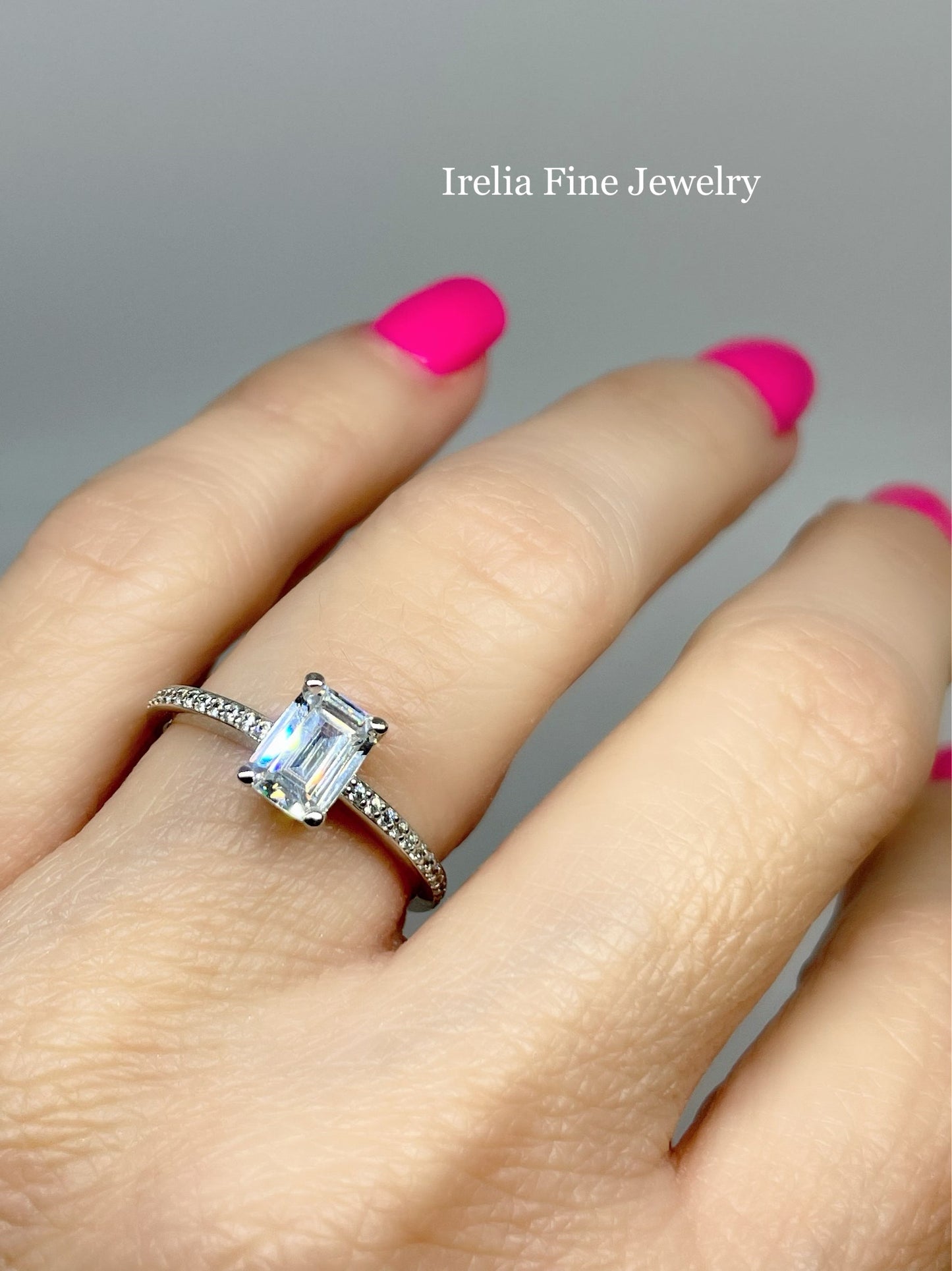 1.17 Carat Emerald Cut Lab Diamond Engagement Ring, Metal 18k White Gold,  Color F , Clarity VVS2 - GIA 522599027